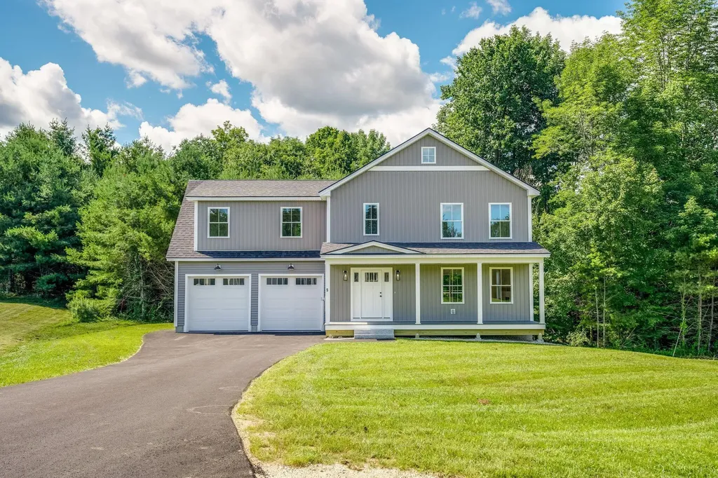 5 Maysens Way Windham ME 04062