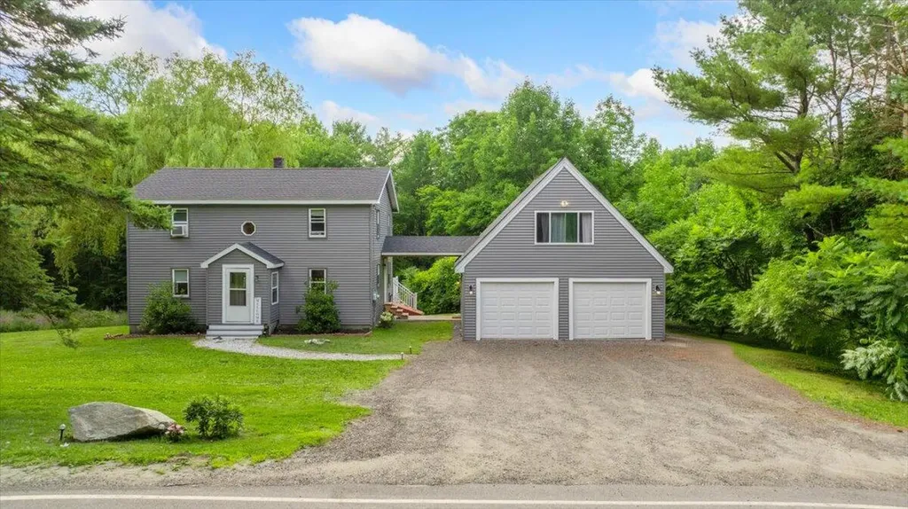 110 Plains Road Readfield ME 04355