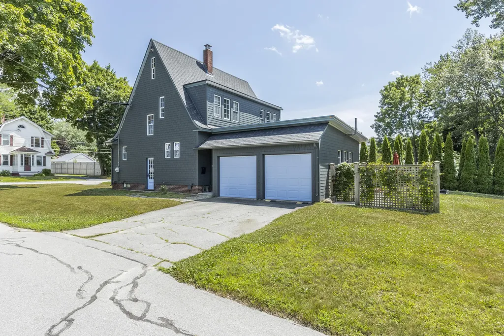 55 Monroe Avenue Westbrook ME 04092
