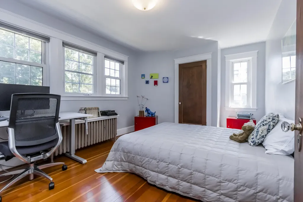 55 Monroe Avenue Westbrook ME 04092