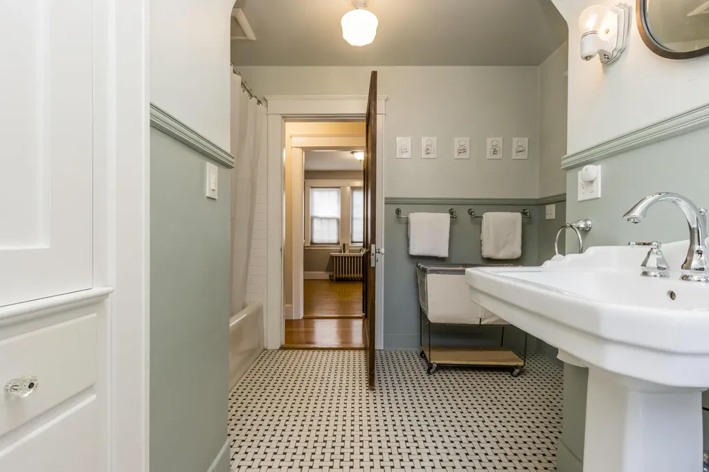 55 Monroe Avenue Westbrook ME 04092