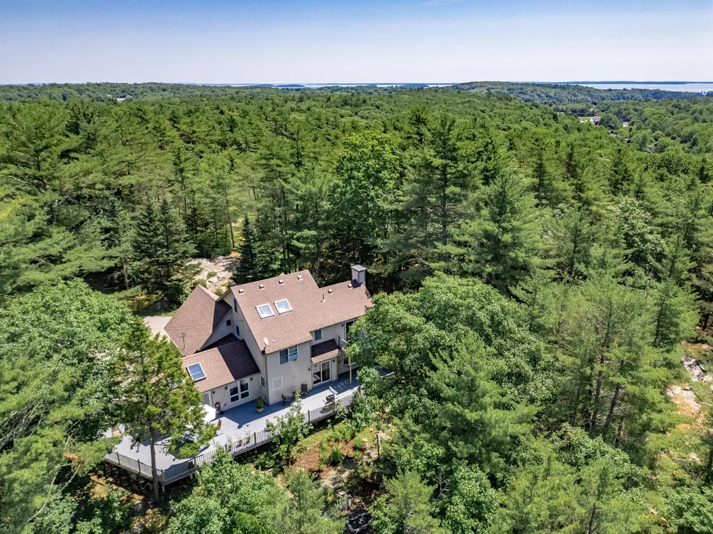 130 Mistic Avenue Rockport ME 04856