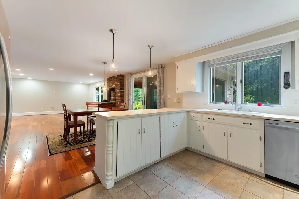 3 Riverview Drive Biddeford ME 04005
