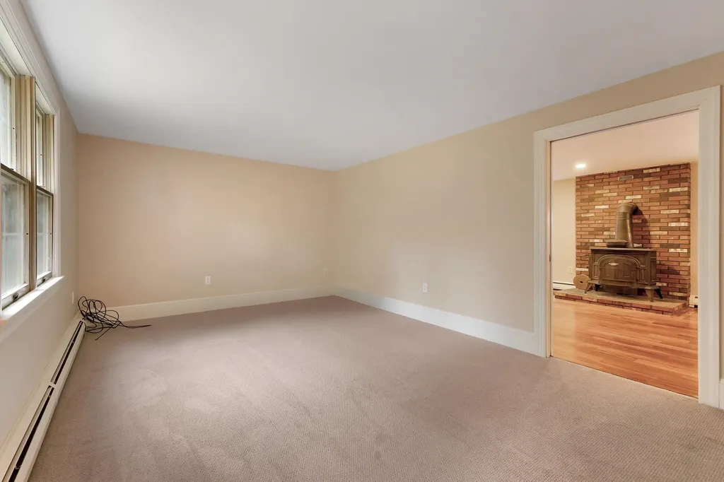 3 Riverview Drive Biddeford ME 04005