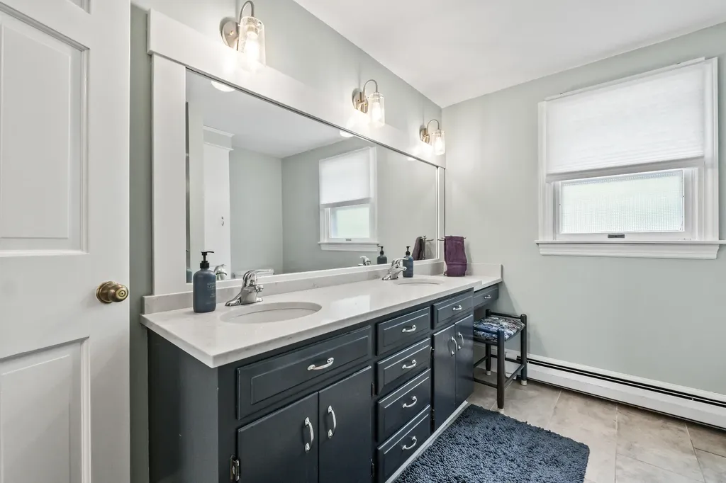 3 Riverview Drive Biddeford ME 04005