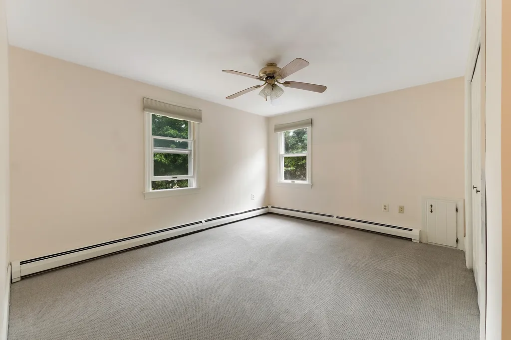3 Riverview Drive Biddeford ME 04005