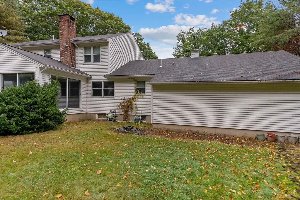 3 Riverview Drive Biddeford ME 04005
