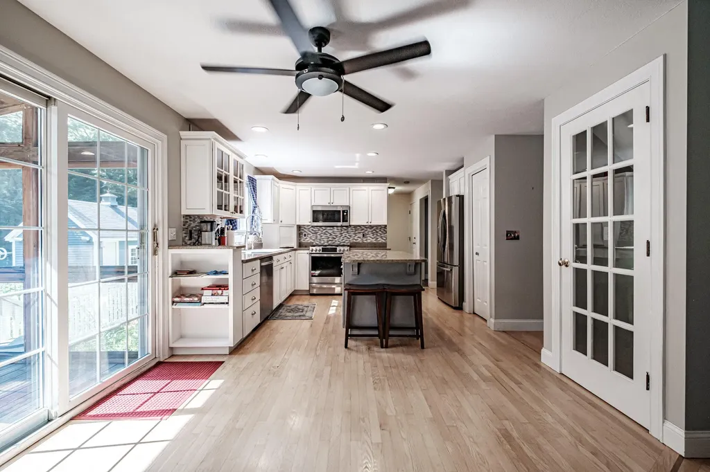8 Goldenwood Drive Scarborough ME 04074