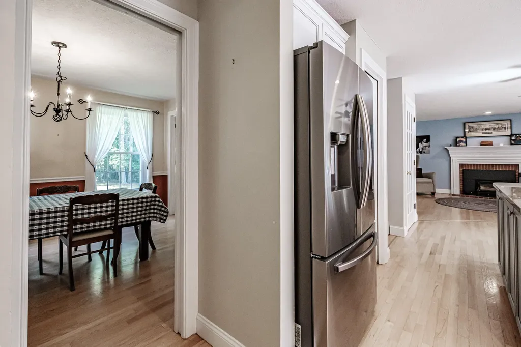 8 Goldenwood Drive Scarborough ME 04074