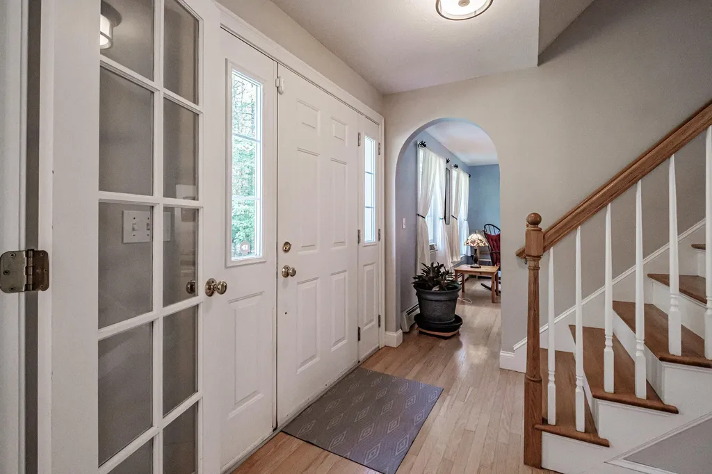 8 Goldenwood Drive Scarborough ME 04074