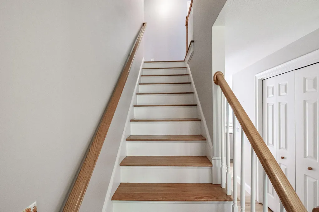 8 Goldenwood Drive Scarborough ME 04074