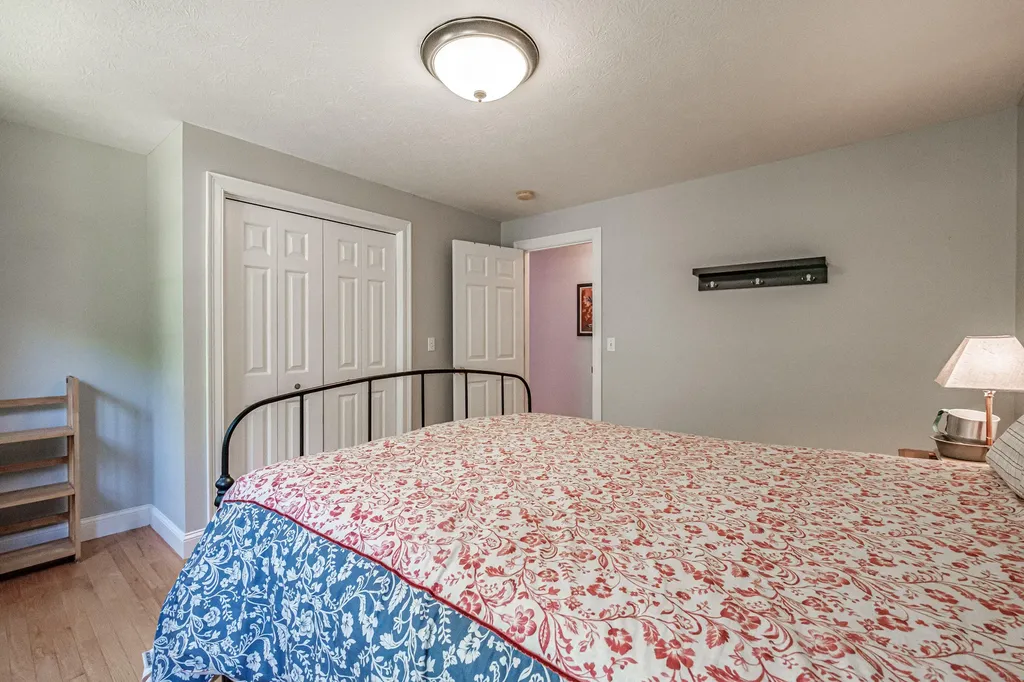 8 Goldenwood Drive Scarborough ME 04074