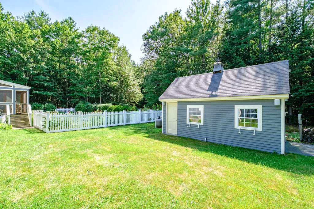 8 Goldenwood Drive Scarborough ME 04074