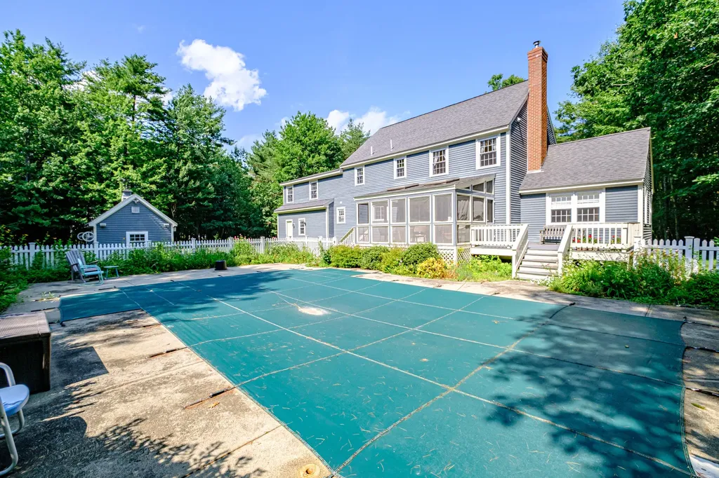 8 Goldenwood Drive Scarborough ME 04074