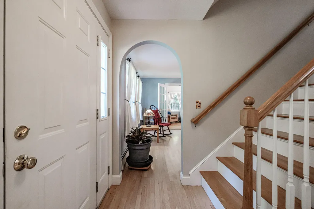 8 Goldenwood Drive Scarborough ME 04074