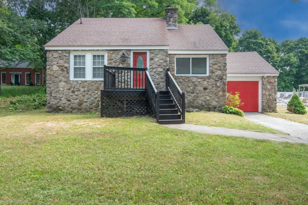 52 Ferry Road Saco ME 04072