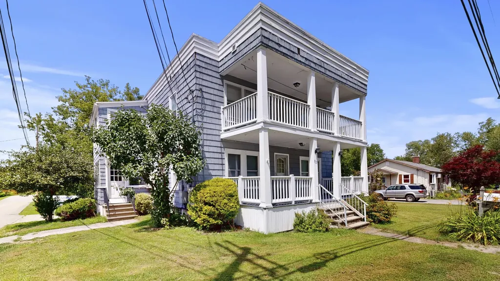 92 Morris Avenue Lewiston ME 04240