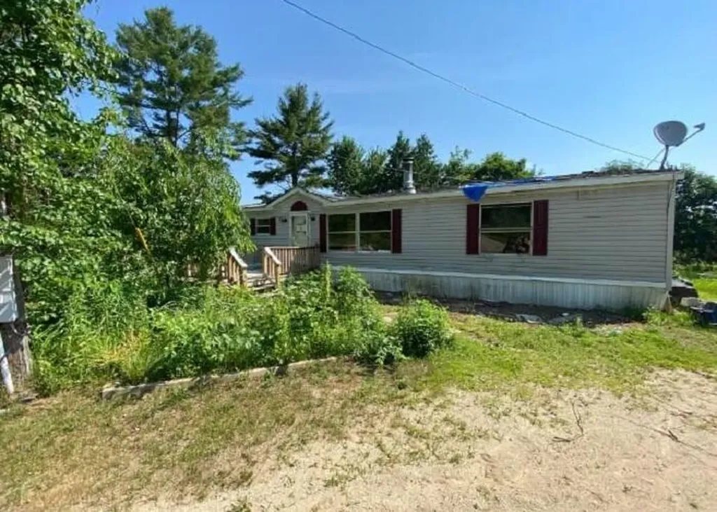 76 Upton Road Harrison ME 04040
