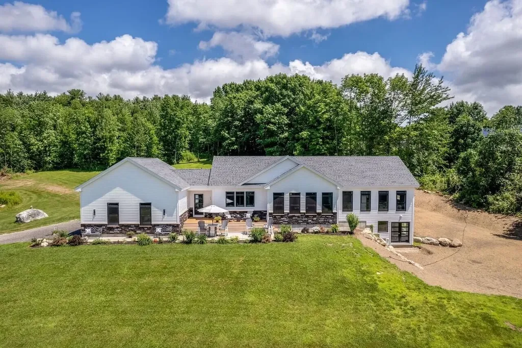 335 Lewiston Road New Gloucester ME 04260