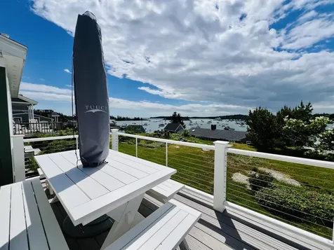 59 Atlantic Avenue Vinalhaven ME 04863
