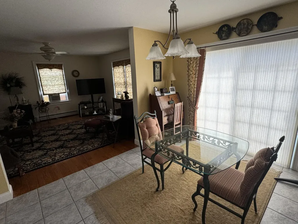 31 Pinnacle Drive Auburn ME 04210