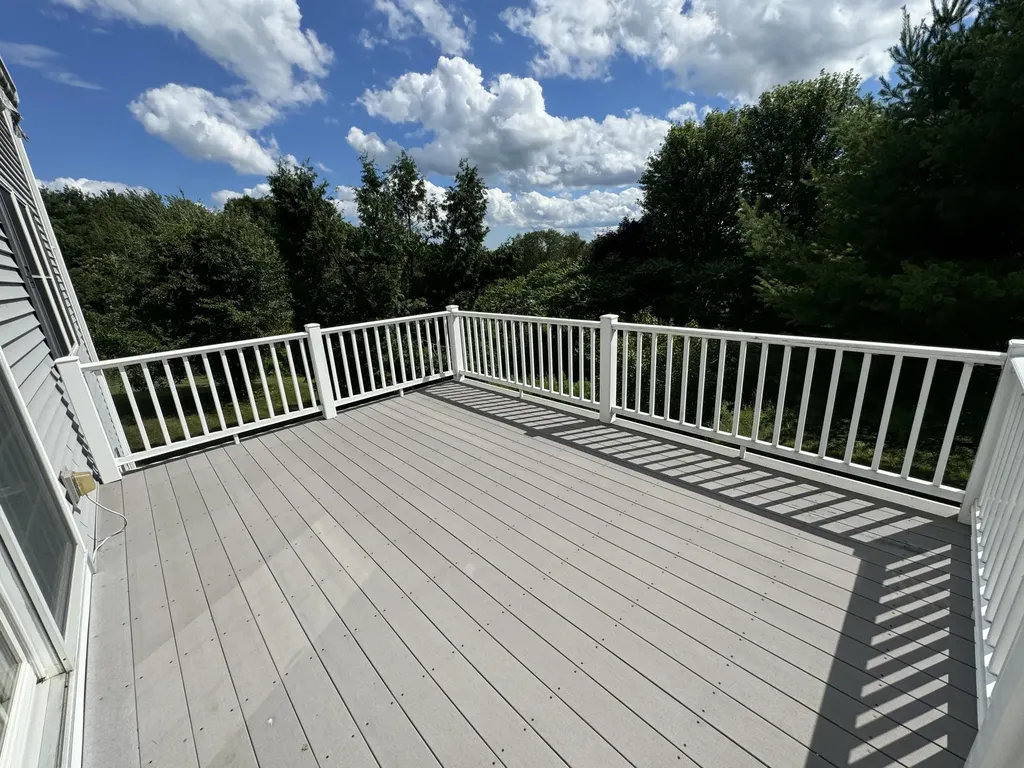 31 Pinnacle Drive Auburn ME 04210