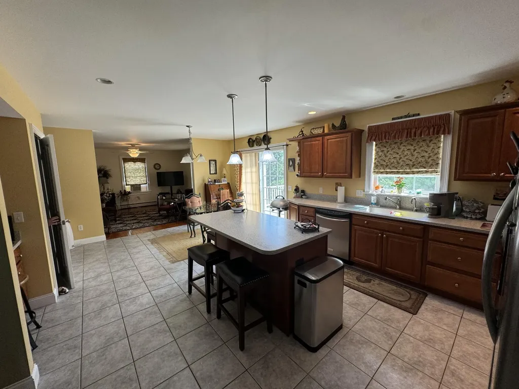 31 Pinnacle Drive Auburn ME 04210