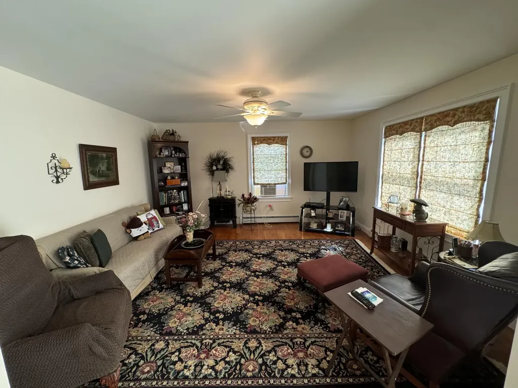 31 Pinnacle Drive Auburn ME 04210