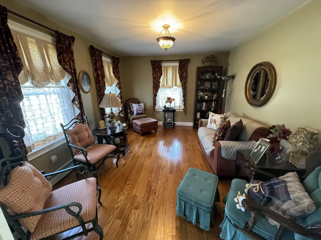31 Pinnacle Drive Auburn ME 04210
