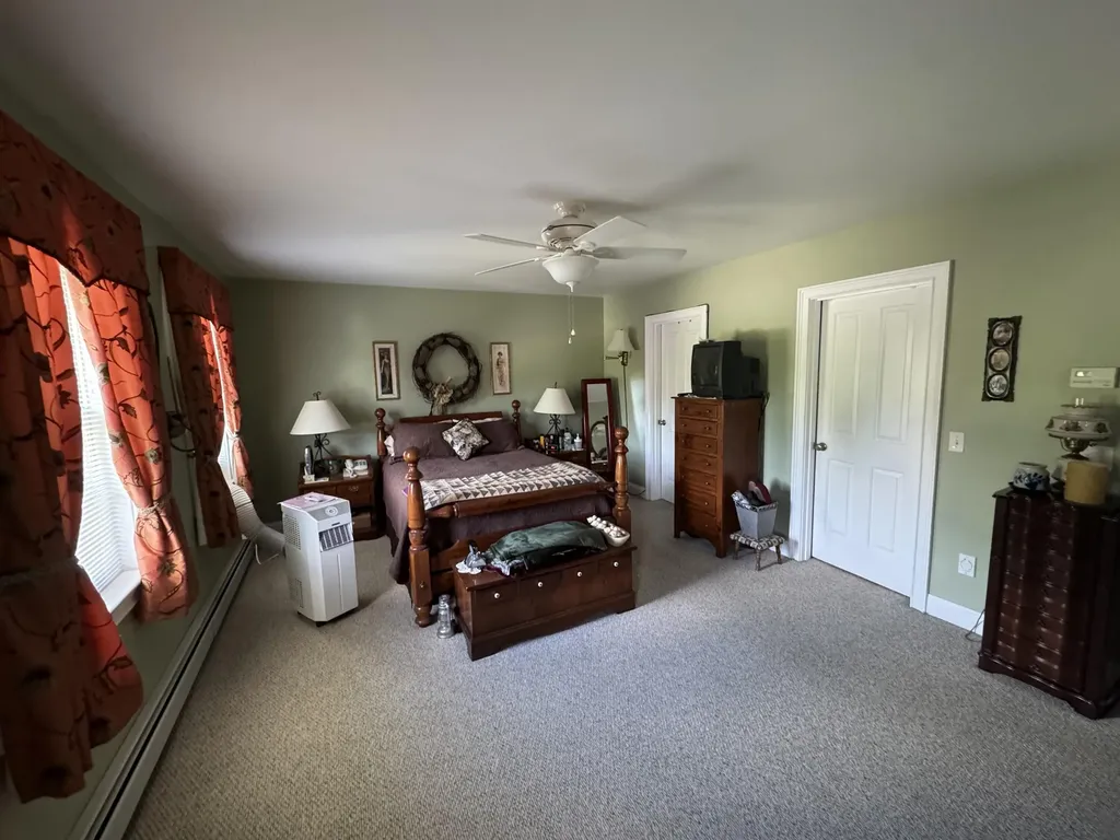 31 Pinnacle Drive Auburn ME 04210