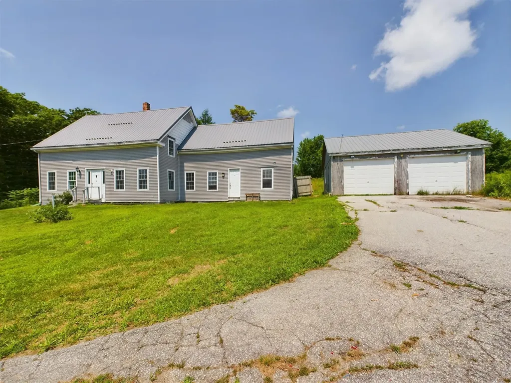 83 Lampson Road Liberty ME 04949
