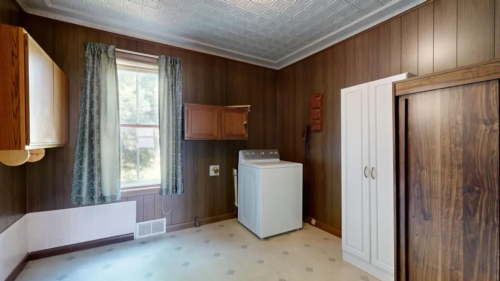 47 Grove Street Lewiston ME 04240