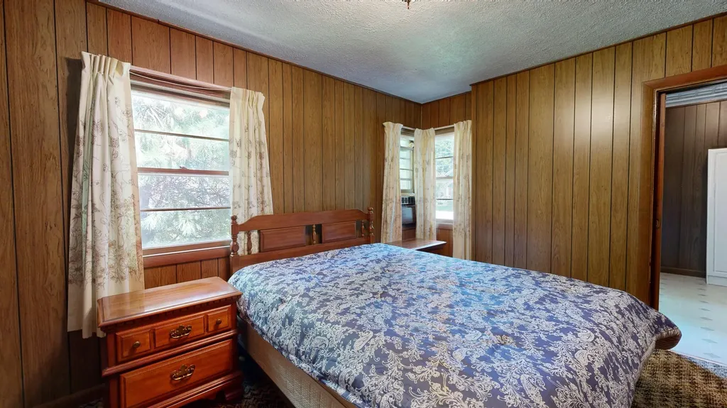 47 Grove Street Lewiston ME 04240