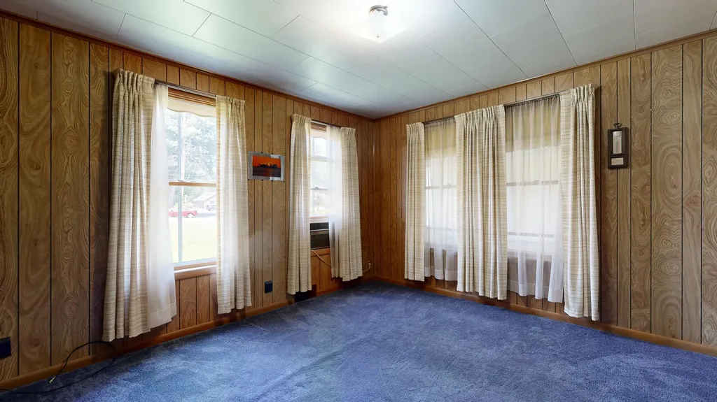 47 Grove Street Lewiston ME 04240