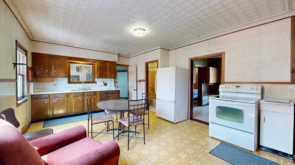 47 Grove Street Lewiston ME 04240