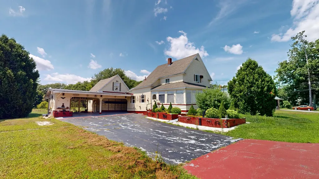 47 Grove Street Lewiston ME 04240