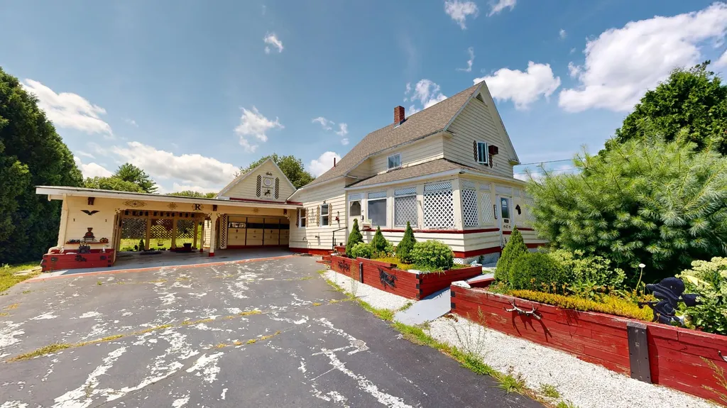 47 Grove Street Lewiston ME 04240