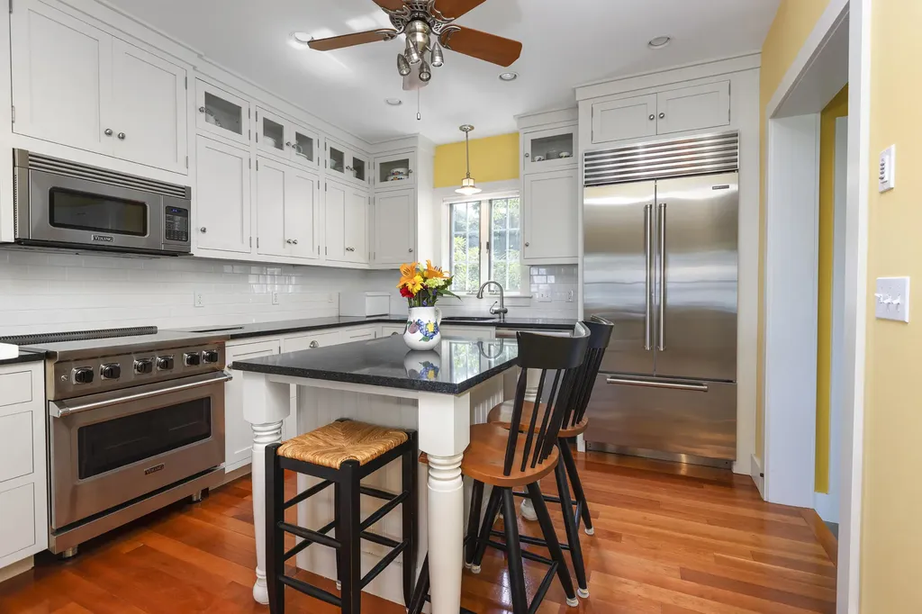 20 Sunset Road Portland ME 04108