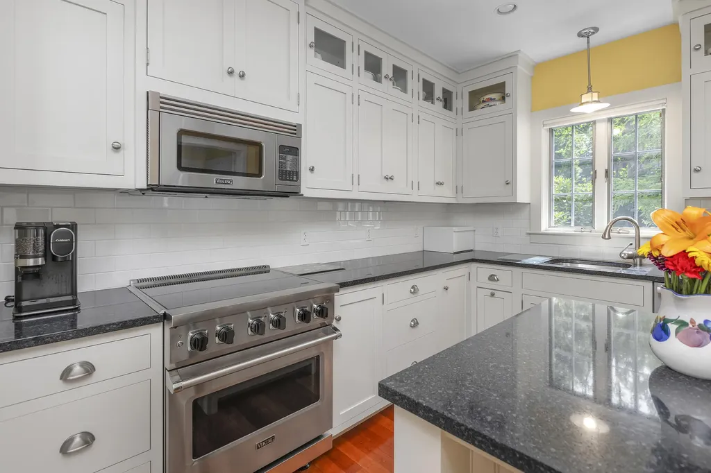 20 Sunset Road Portland ME 04108