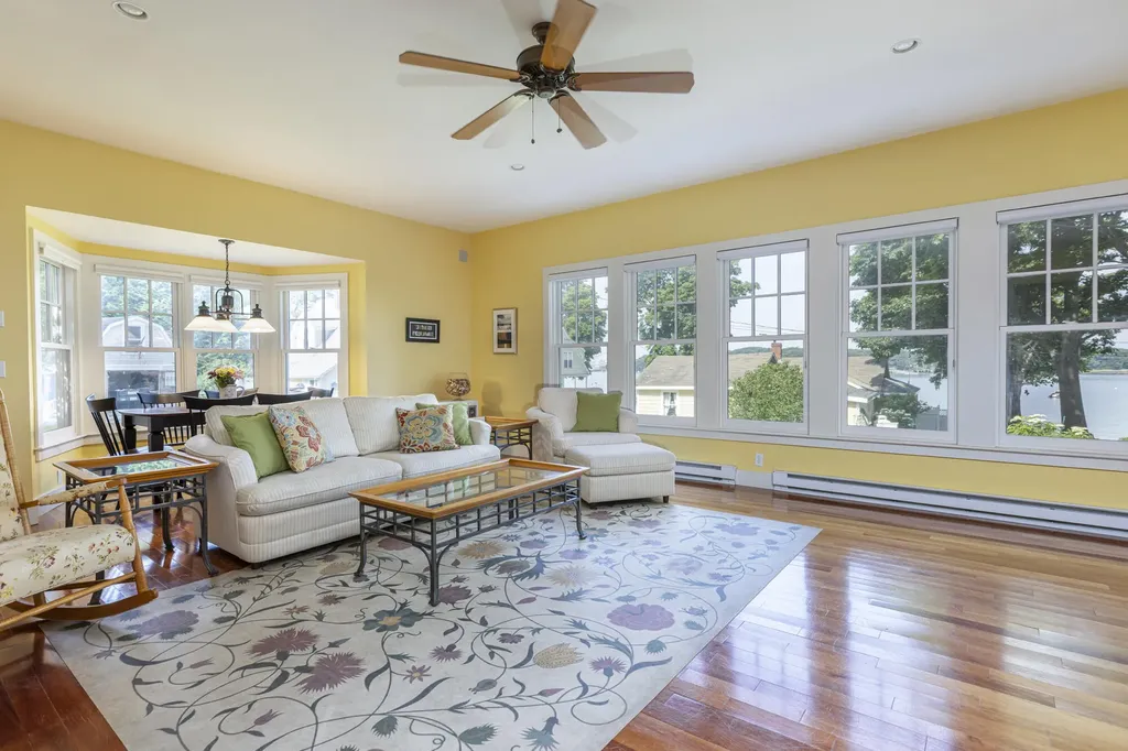 20 Sunset Road Portland ME 04108