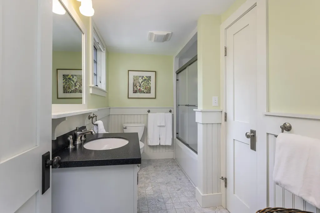 20 Sunset Road Portland ME 04108
