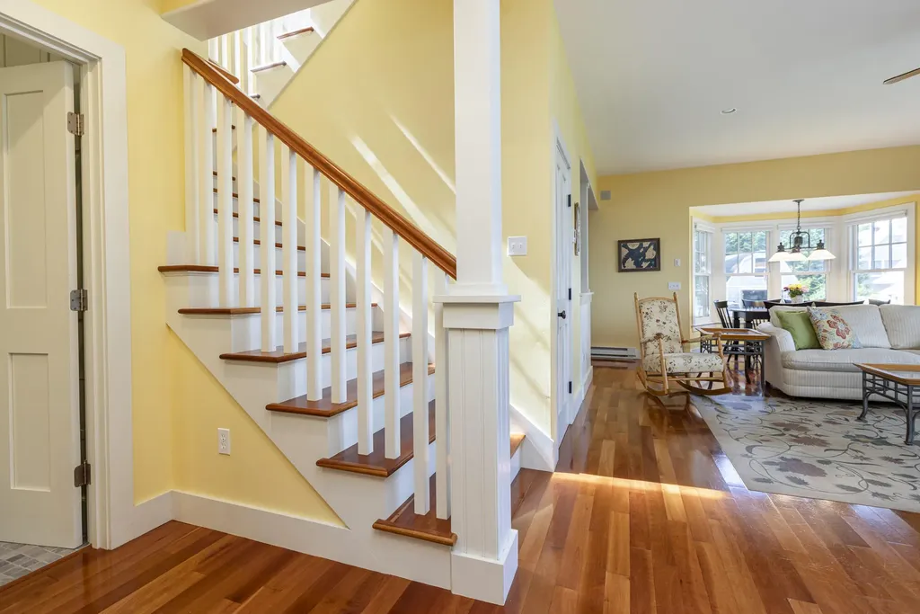 20 Sunset Road Portland ME 04108