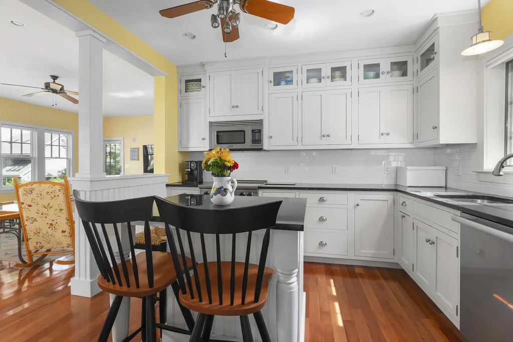 20 Sunset Road Portland ME 04108
