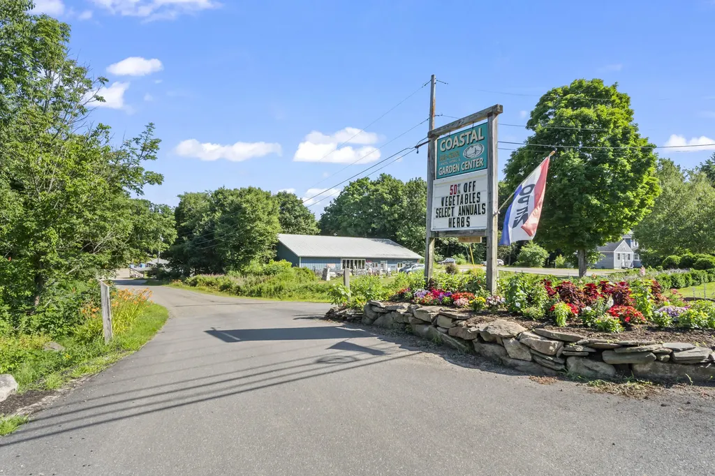 941 Us Route 1 York ME 03909