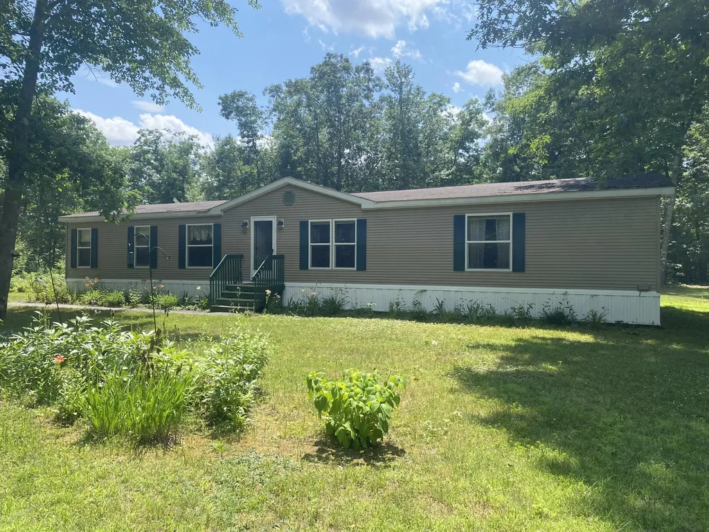 11 Shagbark Lane Sanford ME 04073