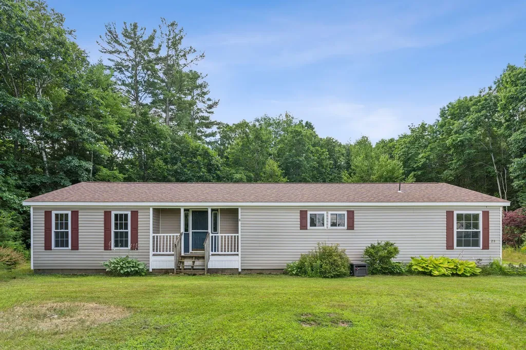 23 Verna Lane Brunswick ME 04011