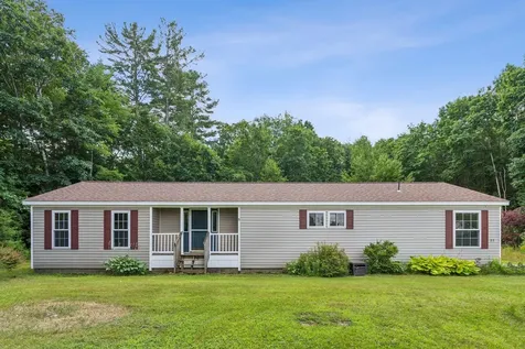 23 Verna Lane Brunswick ME 04011