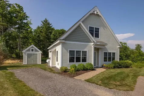 3 Colony Lane Arundel ME 04046