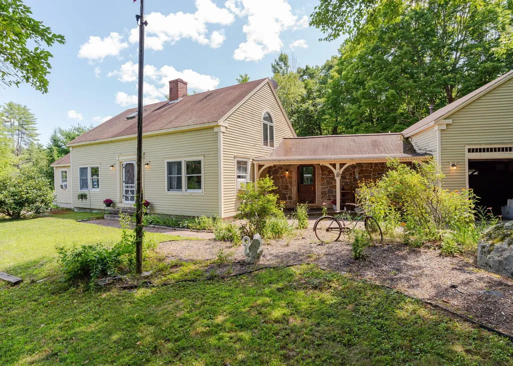 42 Belanger Avenue Windham ME 04062