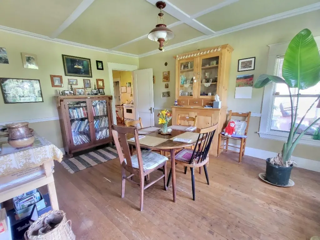 281 Temple Road Farmington ME 04938